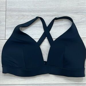 FORM AND FOLD The Triangle Black Top